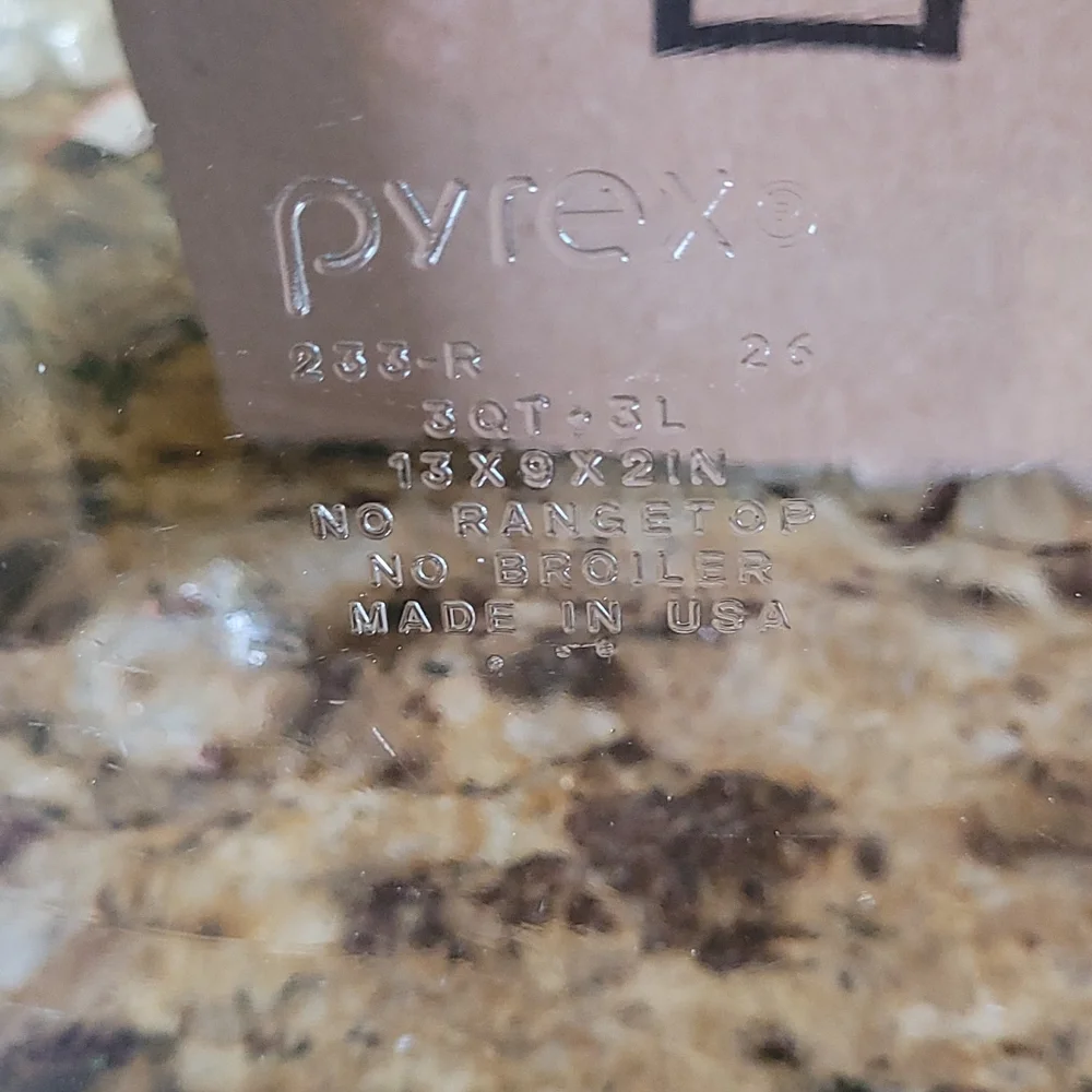 Pyrex rectangular baking dish - Picture 3 of 4